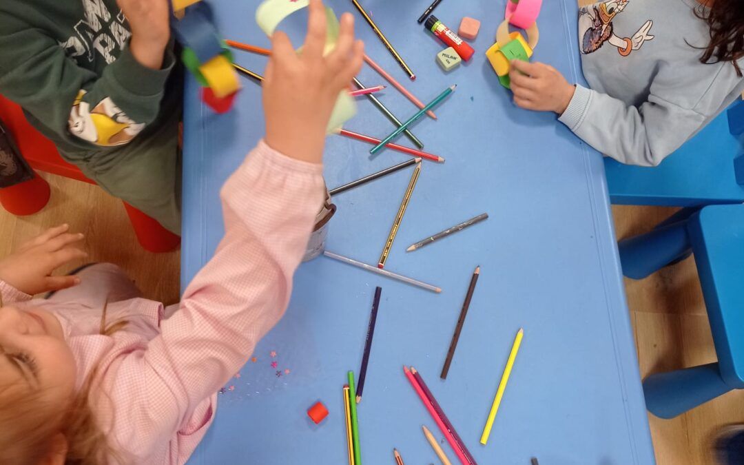 Manos creativas: taller manualidades